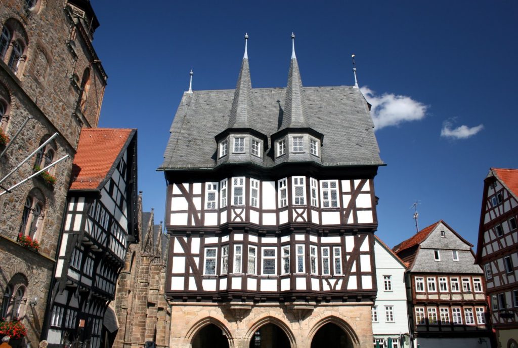 Alsfeld: Bilder vom alten Rathaus und den anderen Zeugen aus der Vorzeit fangen die beschauliche Stimmung der Stadt im Vogelsbergkreis ein. (#6)