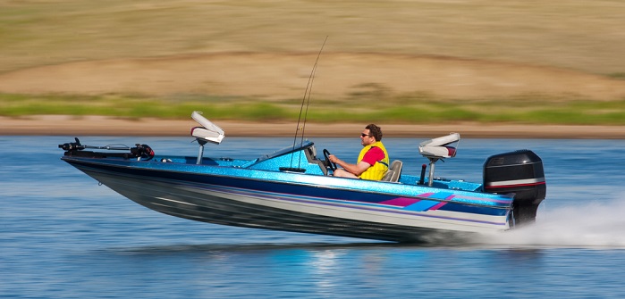 Boot fahren ohne Führerschein: Welche Boote darf man fahren?