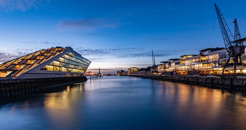 Innerhalb der EU bzw. innerhalb Deutschlands nehmen die Sehenswürdigkeiten in Hamburg einen ganz besonderen Stellenwert ein. ( Foto: Shutterstock-Seifert Fotografie  )