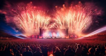 Altes Dirndl erinnert an Florian Silbereisen Helene Fischer trägt Dirndl bei München-Konzert (Foto: AdobeStock 626395728 Юрий Маслов)