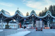 Fahrten ins Nachbarland erfordern eine gute Planung (Foto: AdobeStock - 507350981 EKH-Pictures)